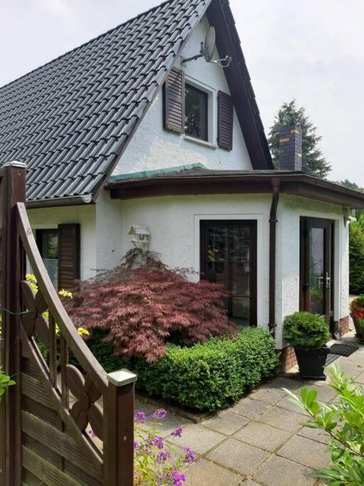 Gemuetliches Ferienhaus In Seenaehe Sewekow Extérieur photo